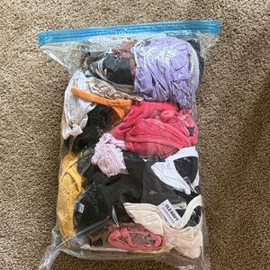 MASSIVE BUNDLE - Women's Tank Tops/Crop tops